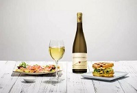 ��Ϧ��(ji��)����һ�������Ҹ����޵ľƣ�