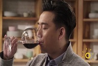 ��α���ɞ�һƿ��ā���������Ѿƣ�